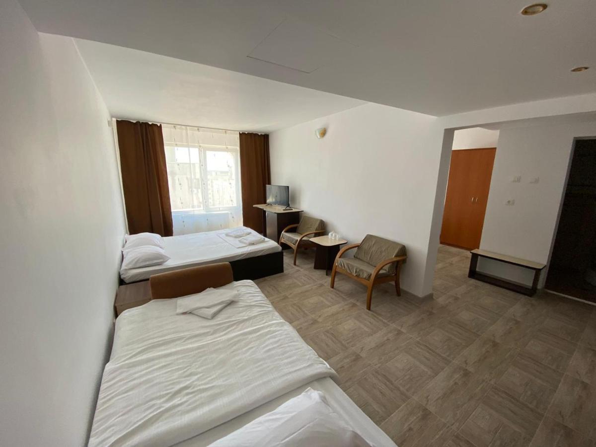 Târgu Jiu Hotel Gorj מראה חיצוני תמונה