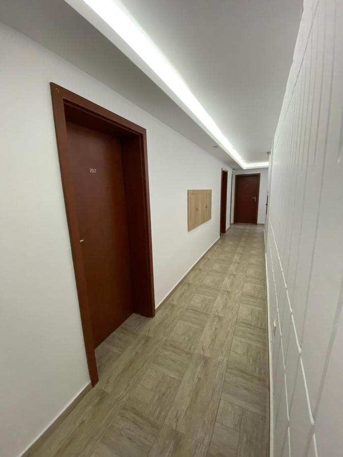 Târgu Jiu Hotel Gorj מראה חיצוני תמונה