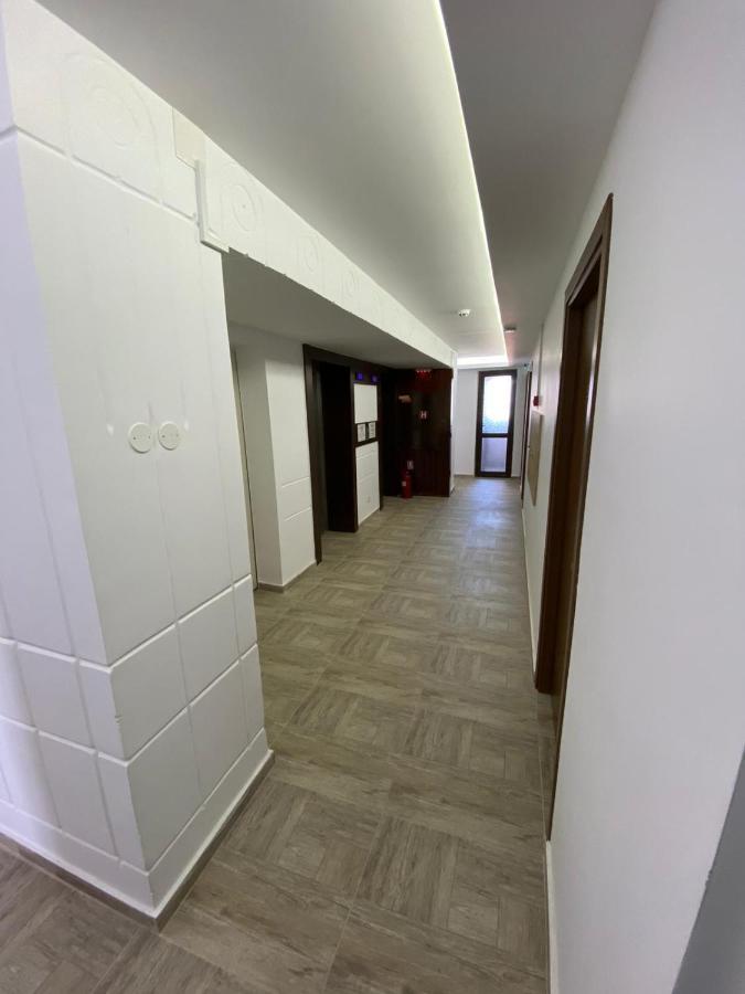 Târgu Jiu Hotel Gorj מראה חיצוני תמונה
