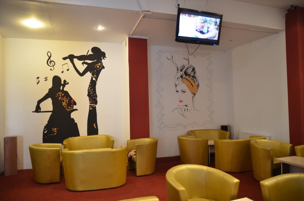 Târgu Jiu Hotel Gorj מראה חיצוני תמונה
