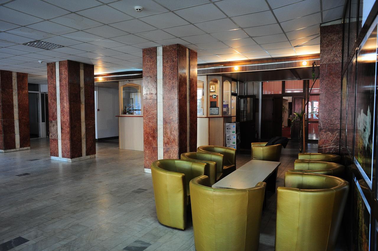 Târgu Jiu Hotel Gorj מראה חיצוני תמונה